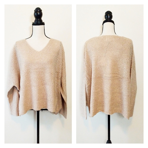 NWT Lost + Wander Wild Heart Blush Sweater Size Medium/Large